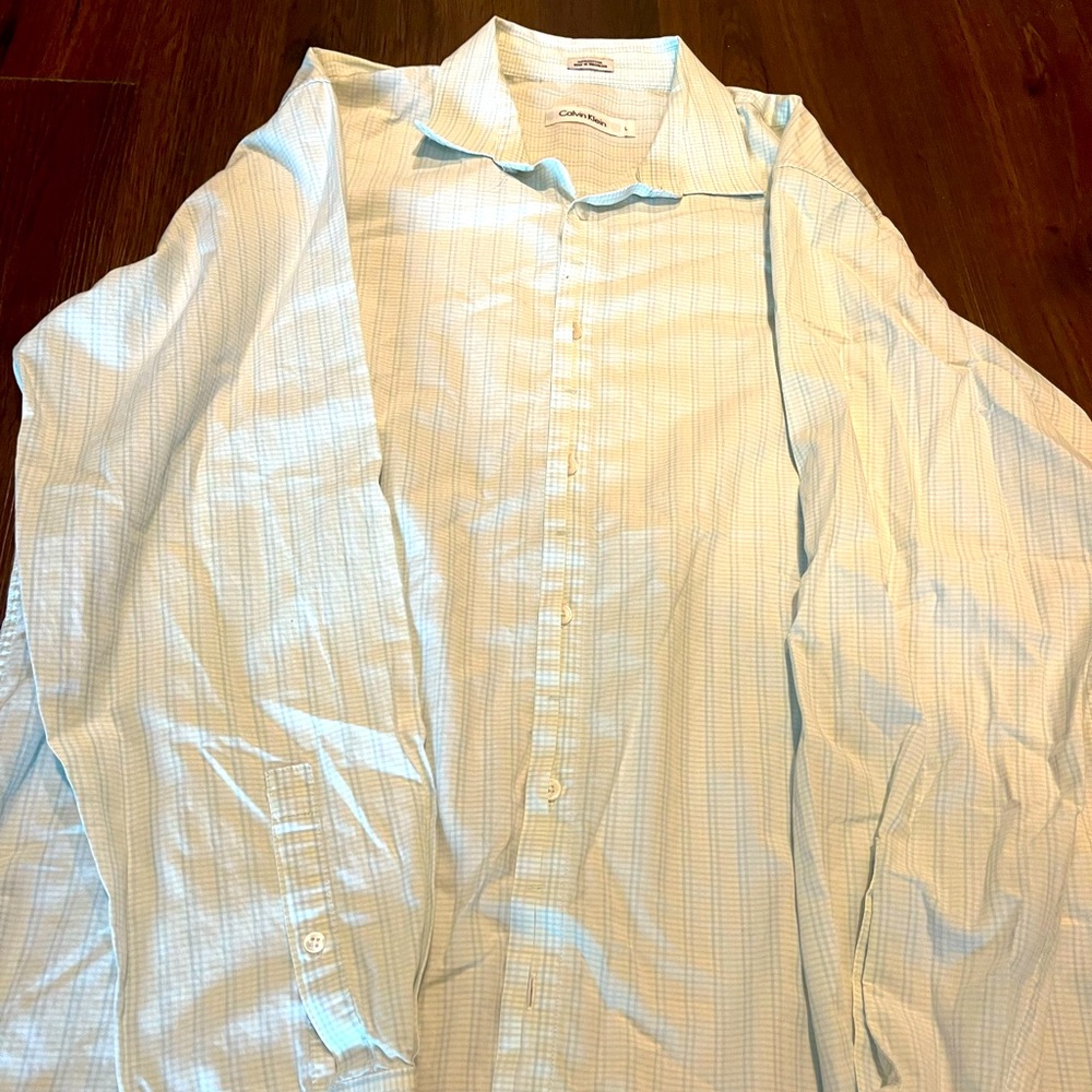 Calvin Klein mens button up size L
